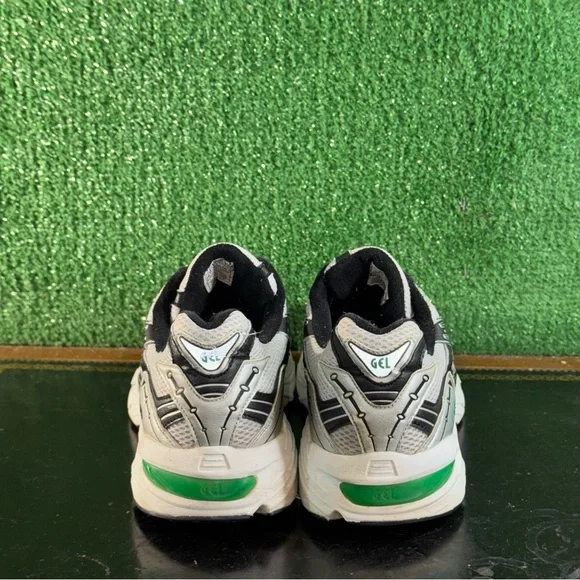 ASICS Gel-Solution Silver Grey Black Green TN622 Men’s Size 11.5 - Picture 4 of 6